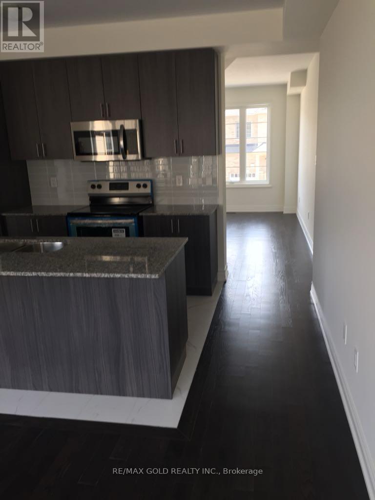 36 Brushwood Drive, Brampton, Ontario  L6Y 6G6 - Photo 12 - W12898364