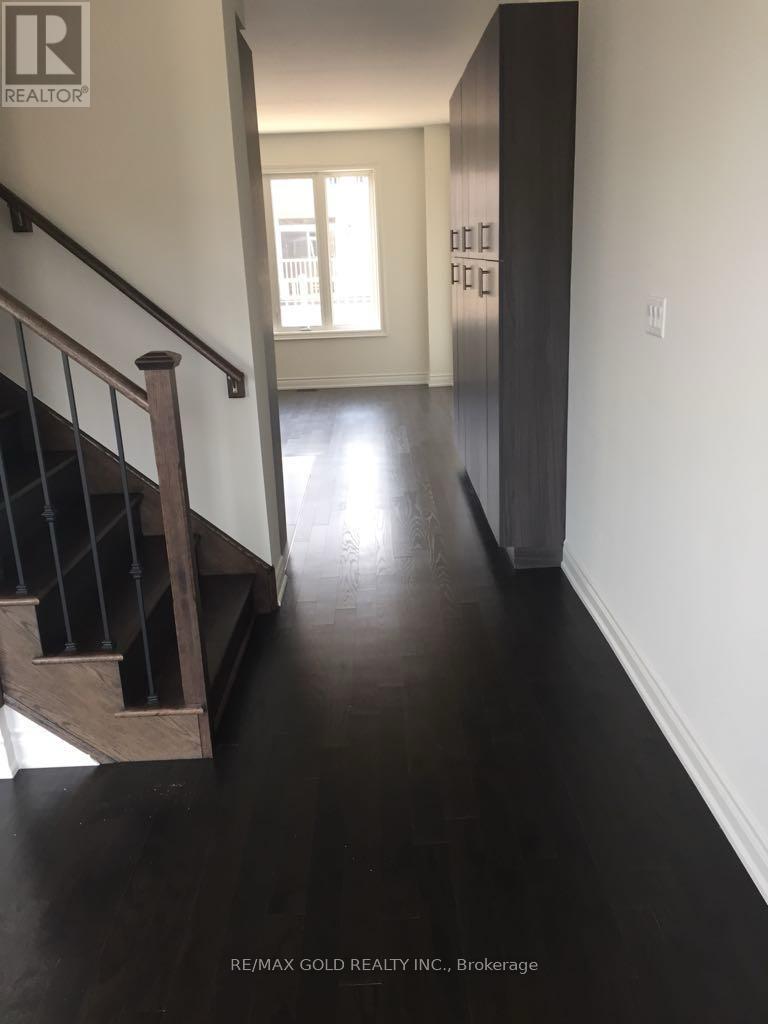 36 Brushwood Drive, Brampton, Ontario  L6Y 6G6 - Photo 19 - W12898364