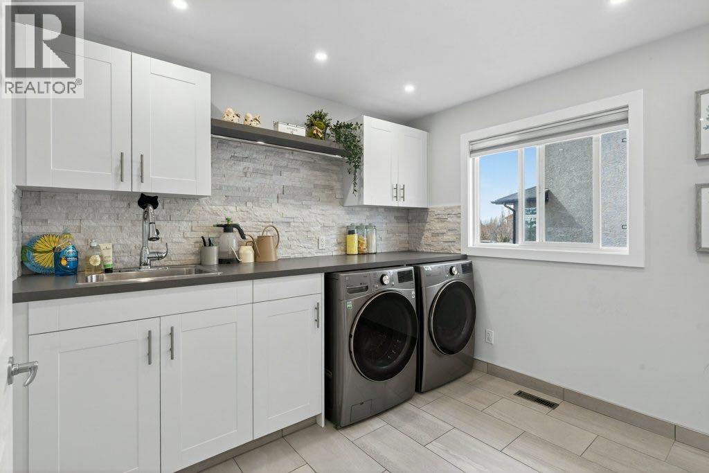 311 Crystal Shores View, Okotoks, Alberta  T1S 2H9 - Photo 16 - A2294700