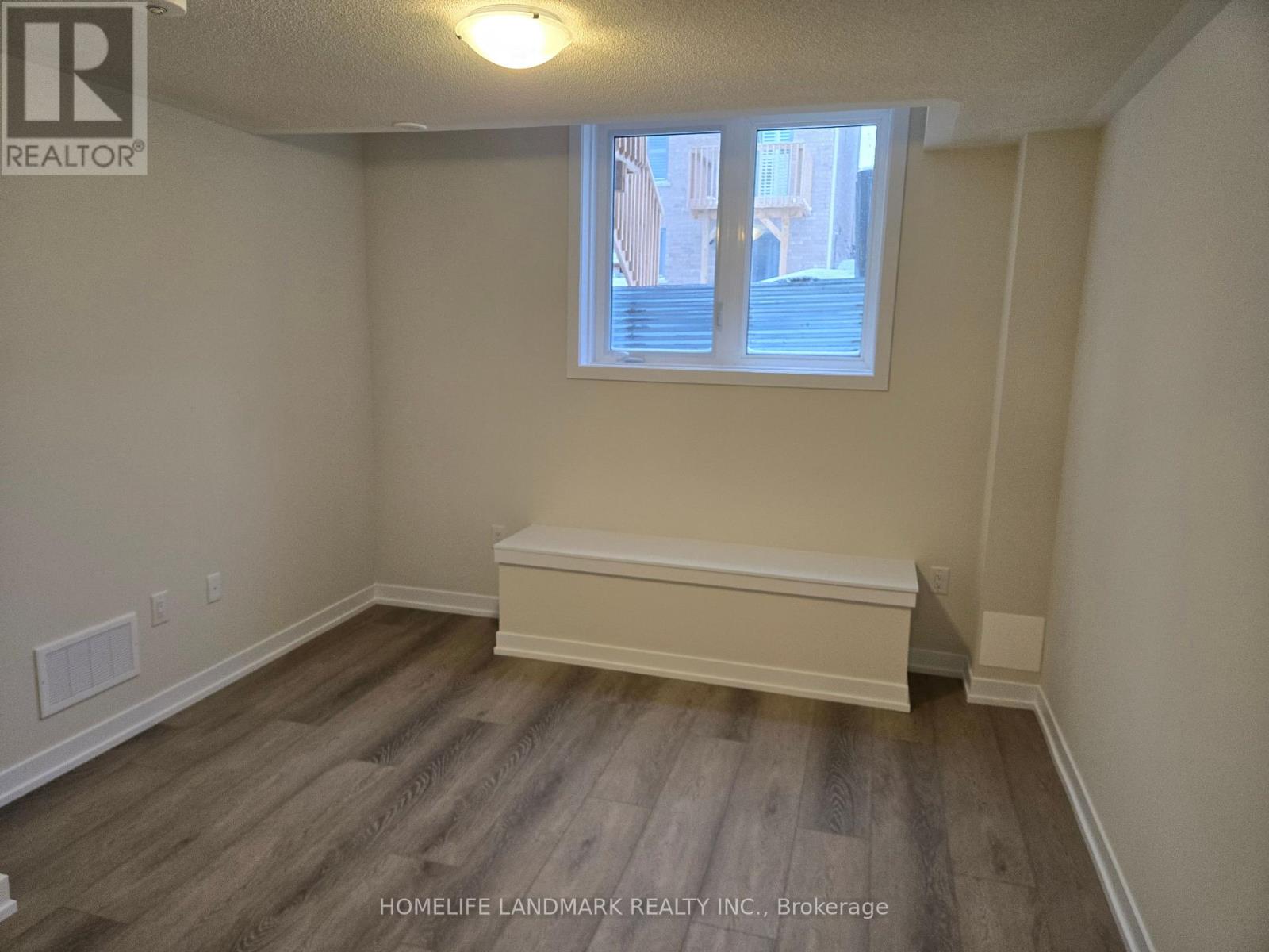 18b Ziibi Way N, Clarington, Ontario  L1B 0W5 - Photo 3 - E12756166