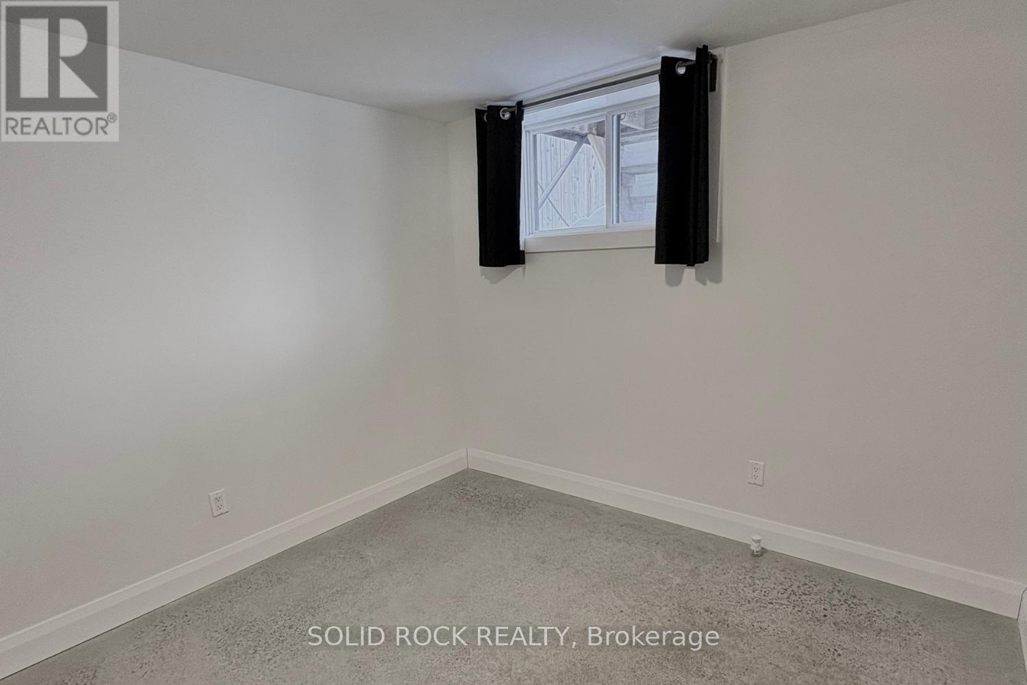 B - 228 Glynn Avenue, Ottawa, Ontario  K1K 1S3 - Photo 15 - X12897598