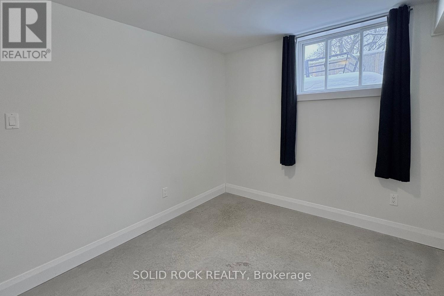 B - 228 Glynn Avenue, Ottawa, Ontario  K1K 1S3 - Photo 13 - X12897598