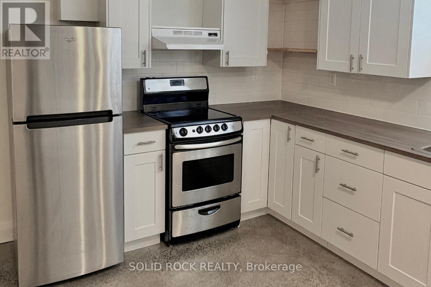 B - 228 Glynn Avenue, Ottawa, Ontario  K1K 1S3 - Photo 7 - X12897598