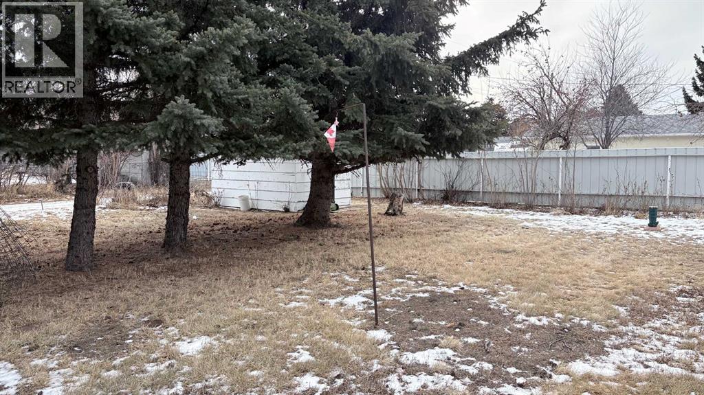 105 4th Street W, Foremost, Alberta  T0K 0X0 - Photo 27 - A2282972