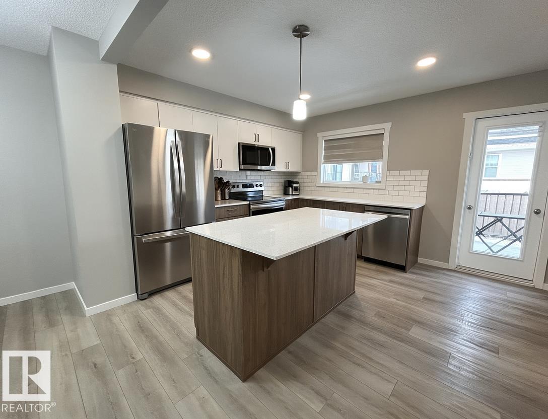 #120 1530 Tamarack Bv Nw, Edmonton, Alberta  T6T 2E6 - Photo 1 - E4474648