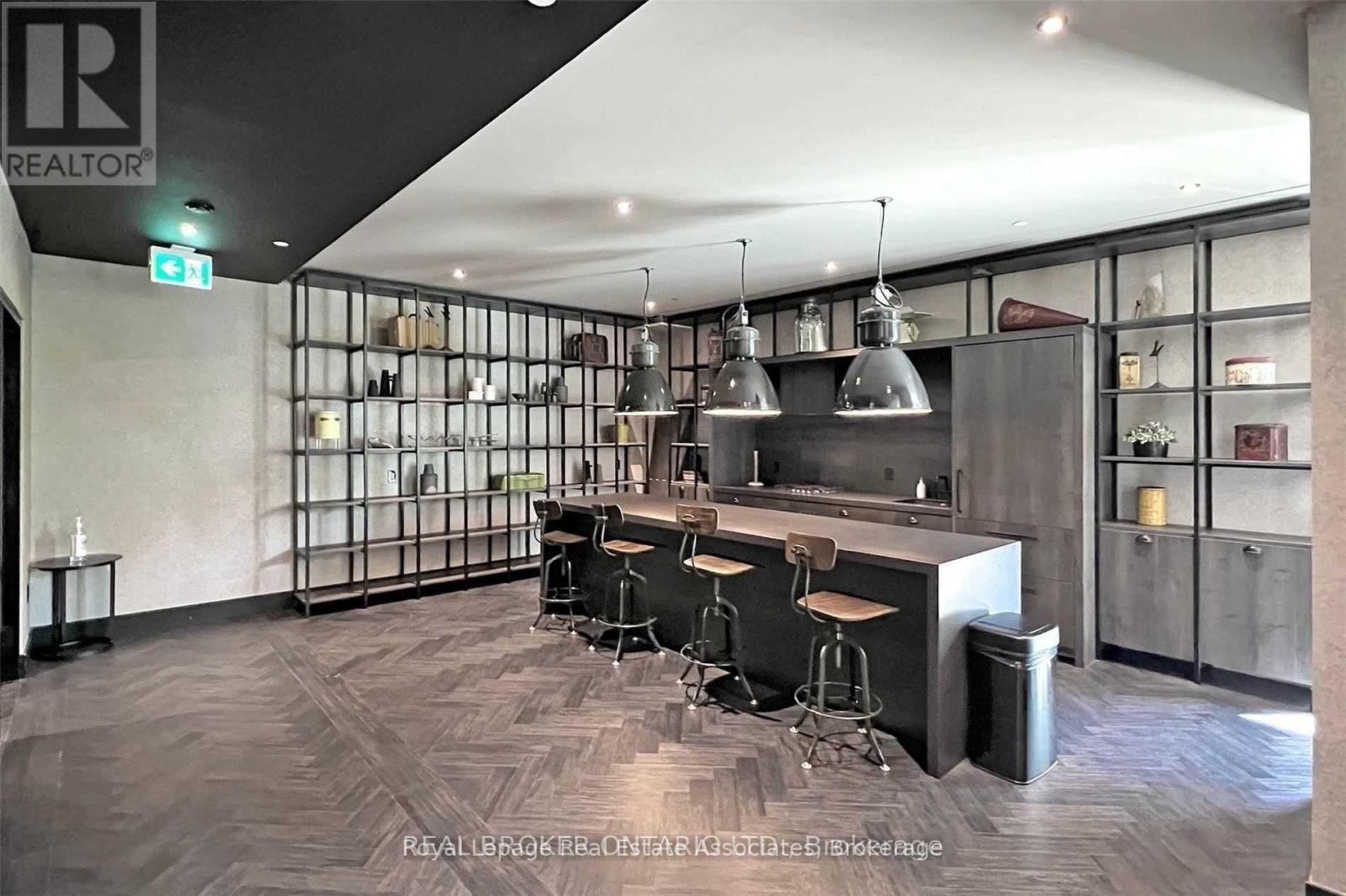 718 - 505 Richmond Street W, Toronto (Waterfront Communities), Ontario  M5V 0P4 - Photo 11 - C12901992