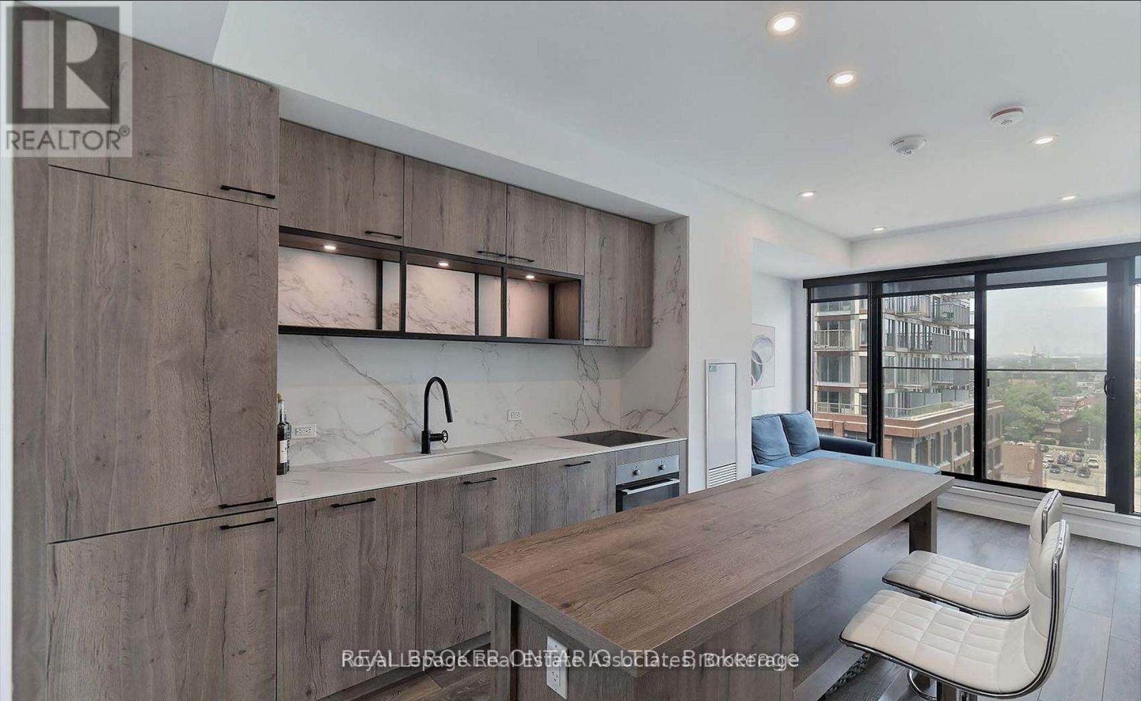 718 - 505 Richmond Street W, Toronto (Waterfront Communities), Ontario  M5V 0P4 - Photo 4 - C12901992