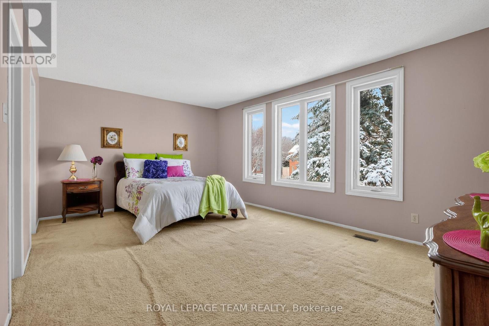 97 Huntsman Crescent, Ottawa, Ontario  K2M 1H8 - Photo 18 - X12901998