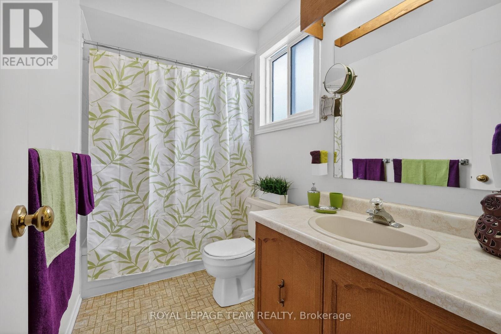 97 Huntsman Crescent, Ottawa, Ontario  K2M 1H8 - Photo 19 - X12901998