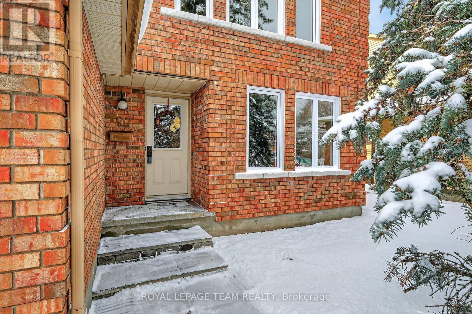 97 Huntsman Crescent, Ottawa, Ontario  K2M 1H8 - Photo 2 - X12901998