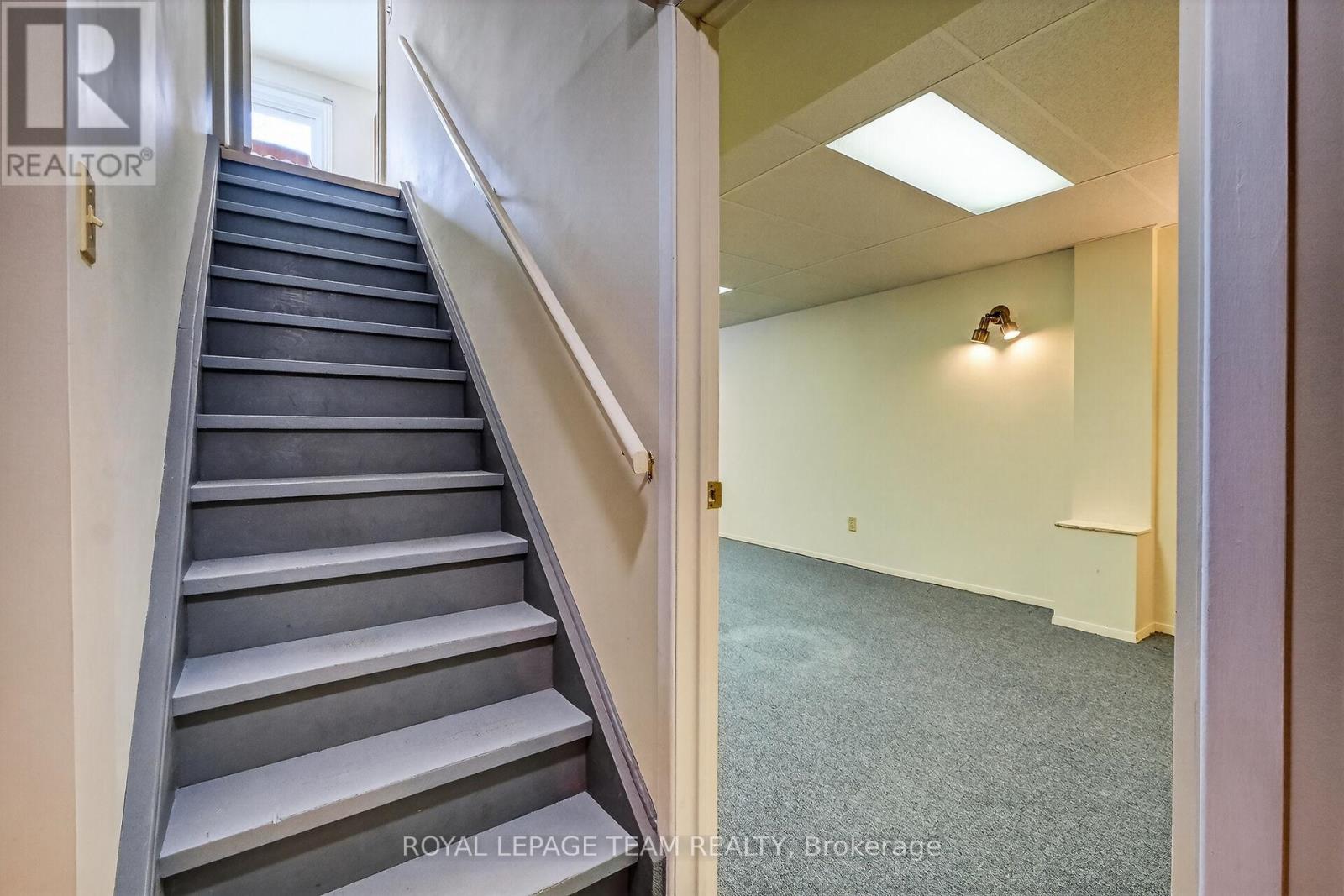 97 Huntsman Crescent, Ottawa, Ontario  K2M 1H8 - Photo 23 - X12901998