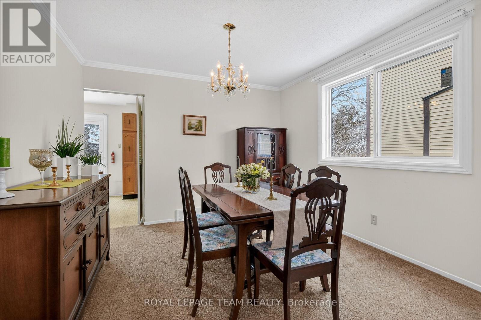 97 Huntsman Crescent, Ottawa, Ontario  K2M 1H8 - Photo 5 - X12901998