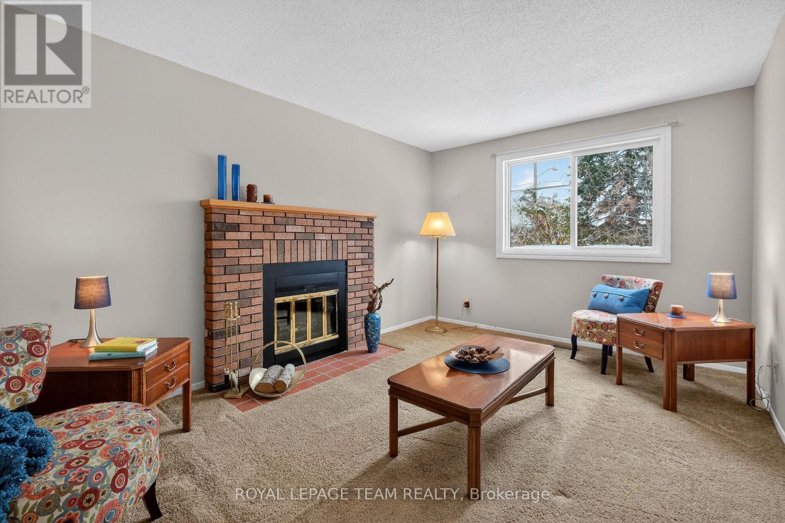 97 Huntsman Crescent, Ottawa, Ontario  K2M 1H8 - Photo 7 - X12901998