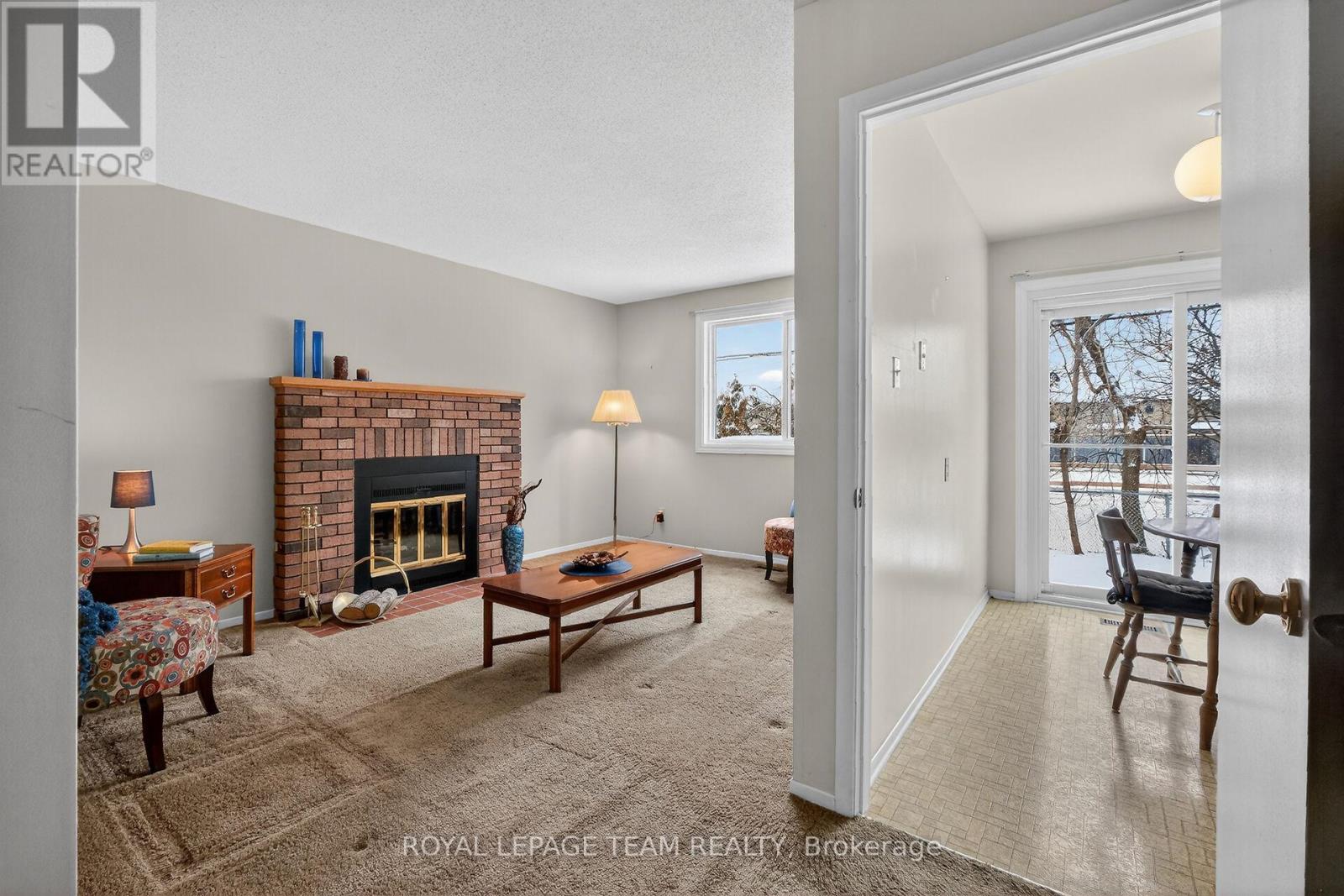 97 Huntsman Crescent, Ottawa, Ontario  K2M 1H8 - Photo 8 - X12901998