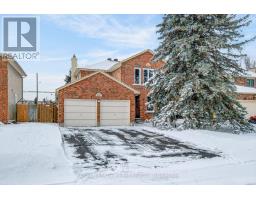 97 HUNTSMAN CRESCENT, Ottawa, Ontario