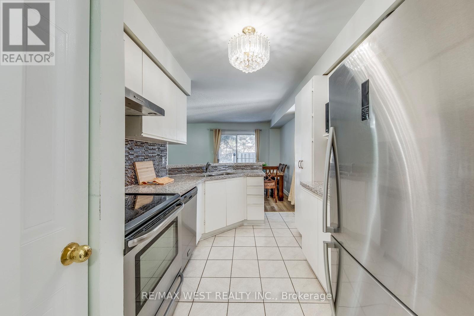 153 - 99 Bristol Road E, Mississauga, Ontario  L4Z 3P4 - Photo 20 - W12901990