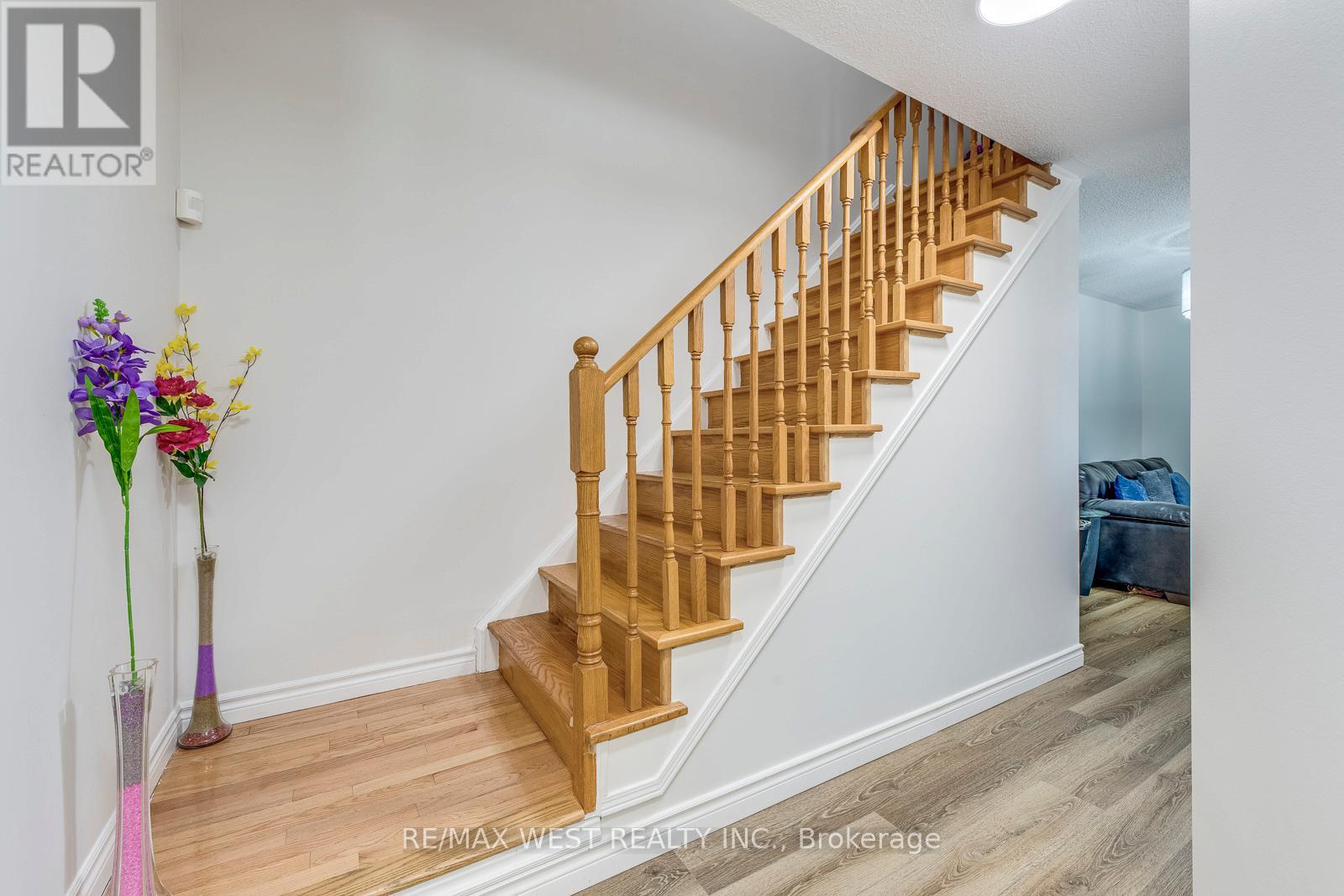 153 - 99 Bristol Road E, Mississauga, Ontario  L4Z 3P4 - Photo 24 - W12901990