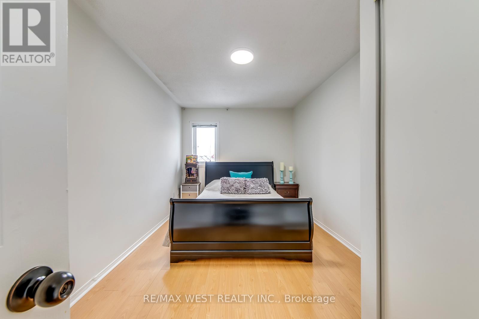 153 - 99 Bristol Road E, Mississauga, Ontario  L4Z 3P4 - Photo 31 - W12901990