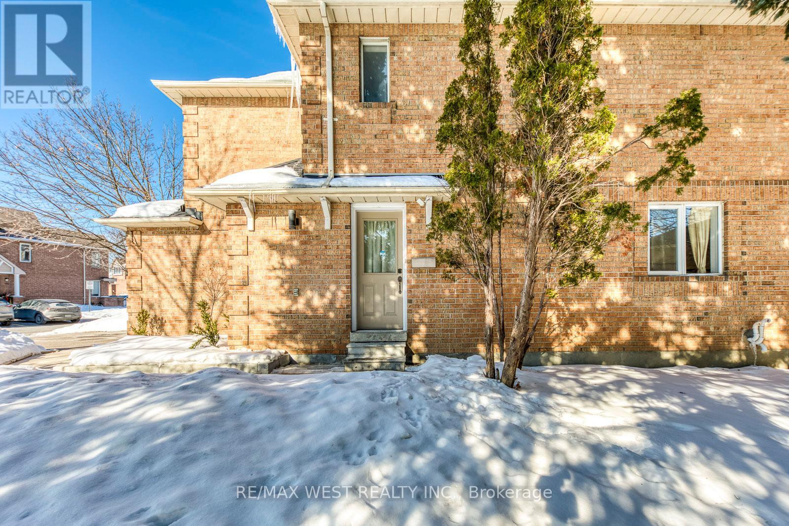 153 - 99 Bristol Road E, Mississauga, Ontario  L4Z 3P4 - Photo 4 - W12901990