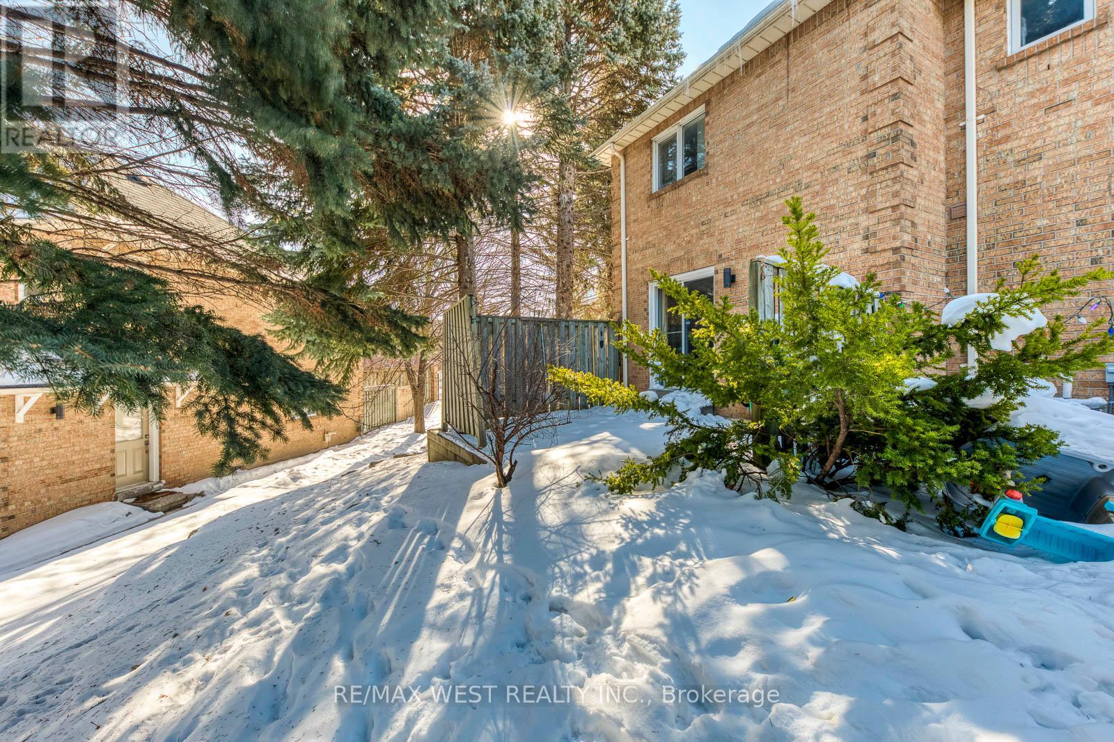 153 - 99 Bristol Road E, Mississauga, Ontario  L4Z 3P4 - Photo 41 - W12901990