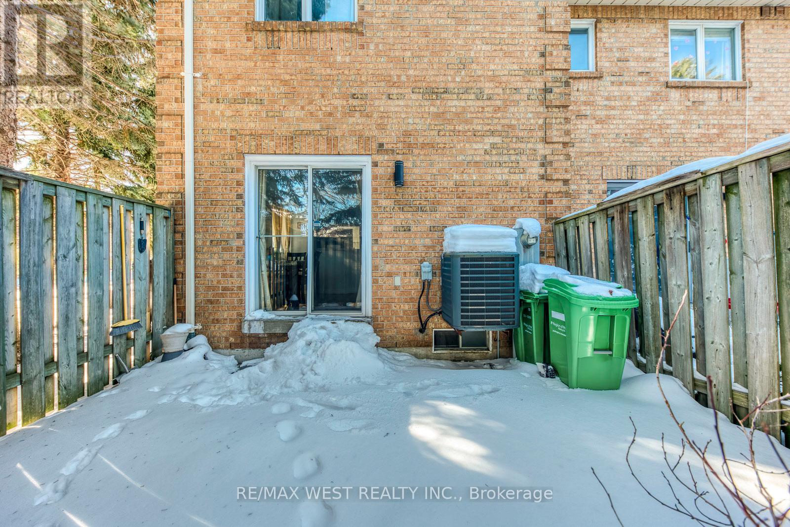 153 - 99 Bristol Road E, Mississauga, Ontario  L4Z 3P4 - Photo 42 - W12901990