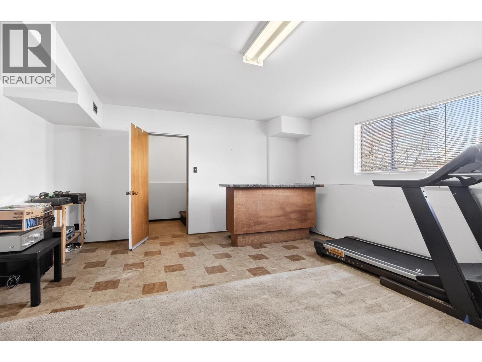 3180 E 3rd Avenue, Vancouver, British Columbia  V5M 1J2 - Photo 23 - R3101014