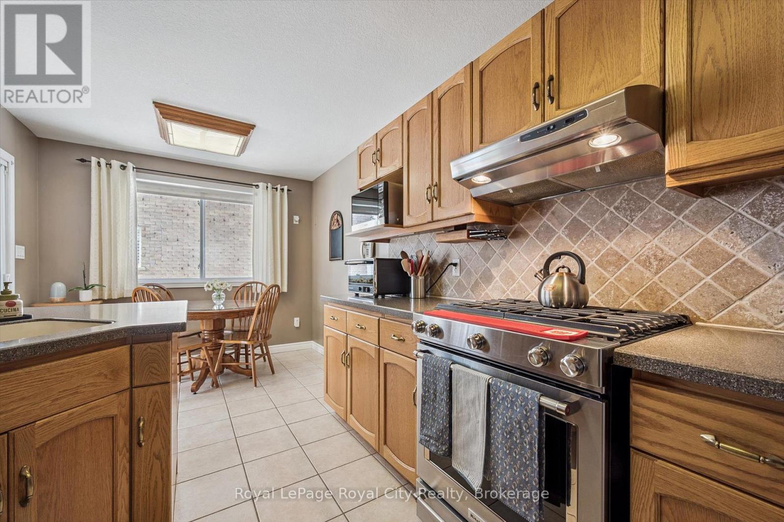 734 Willow Road, Guelph (Willow West/sugarbush/west Acres), Ontario  N1K 1Z1 - Photo 11 - X12832632