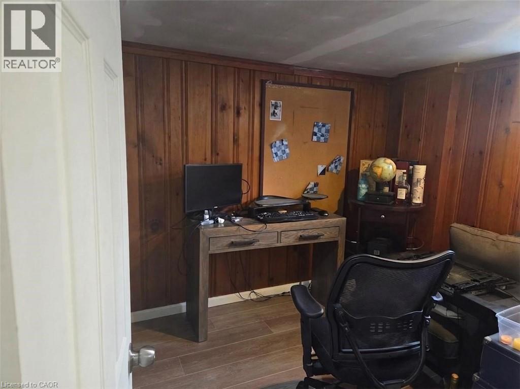 49 Dietz Avenue S, Waterloo, Ontario  N2L 2J8 - Photo 9 - 40812350