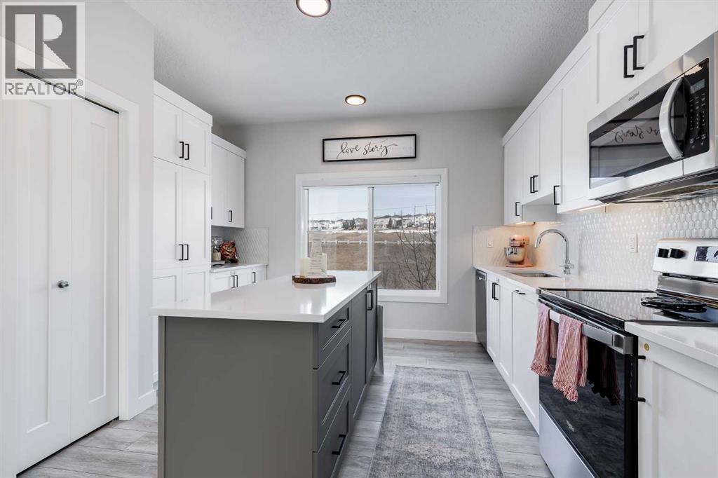 140 Tuscany Summit Square Nw, Calgary, Alberta  T3L 0G1 - Photo 5 - A2290232