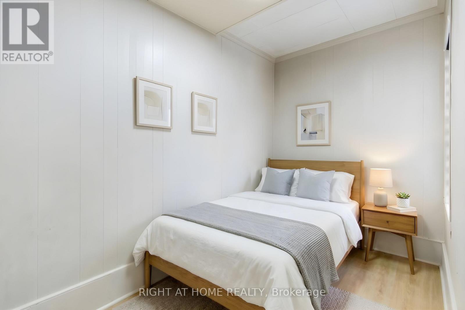 Main Floor - 443 Ontario Street, Newmarket, Ontario  L3Y 2K6 - Photo 24 - N12897084