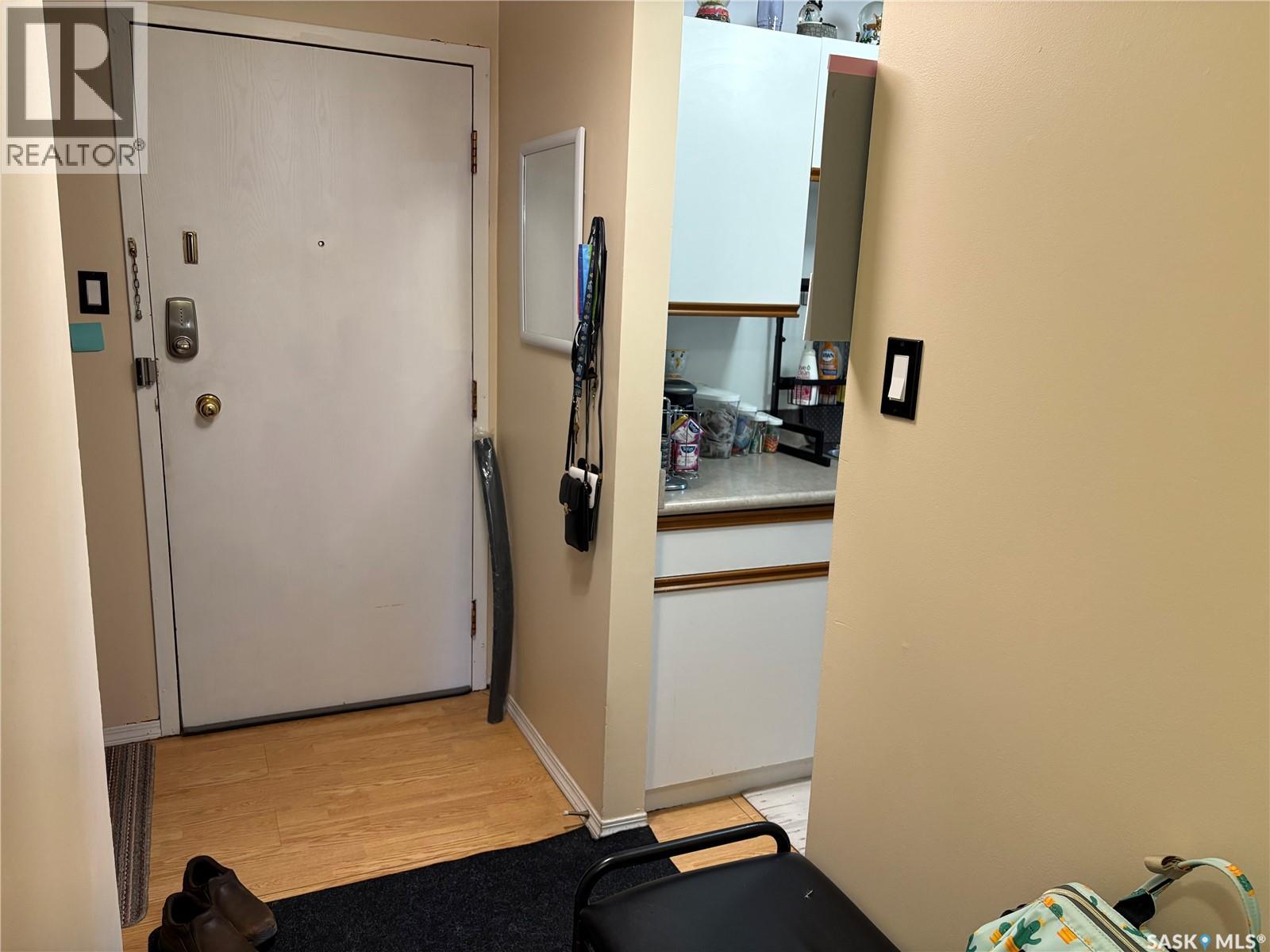 25 2309 17th Street W, Saskatoon, Saskatchewan  S7M 4R1 - Photo 3 - SK030567