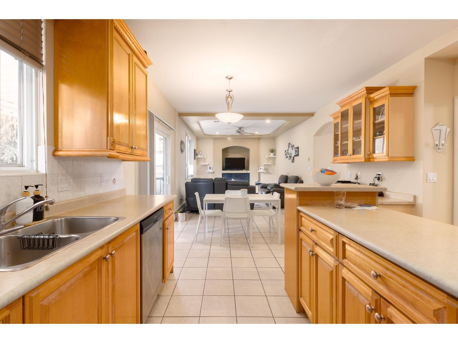 6761 145a Street, Surrey, British Columbia  V3S 0T2 - Photo 15 - R3101321