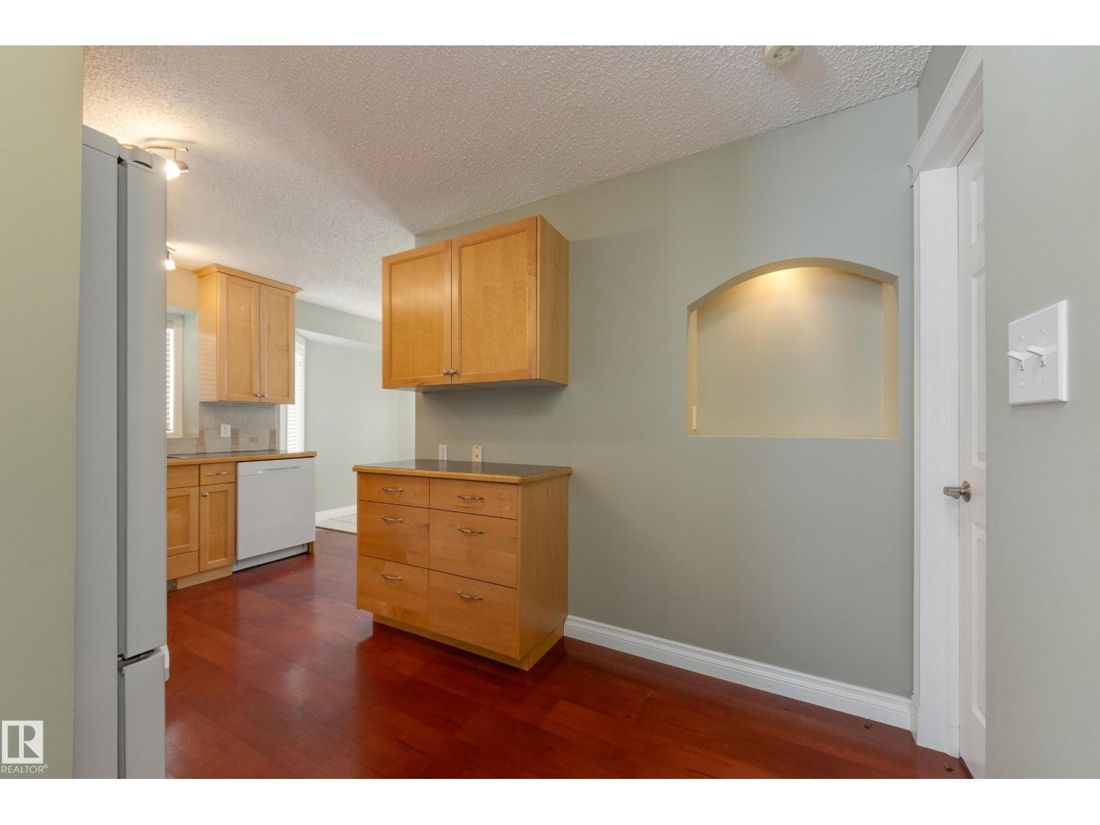 9916 178 Av Nw, Edmonton, Alberta  T5X 5X2 - Photo 10 - E4475254