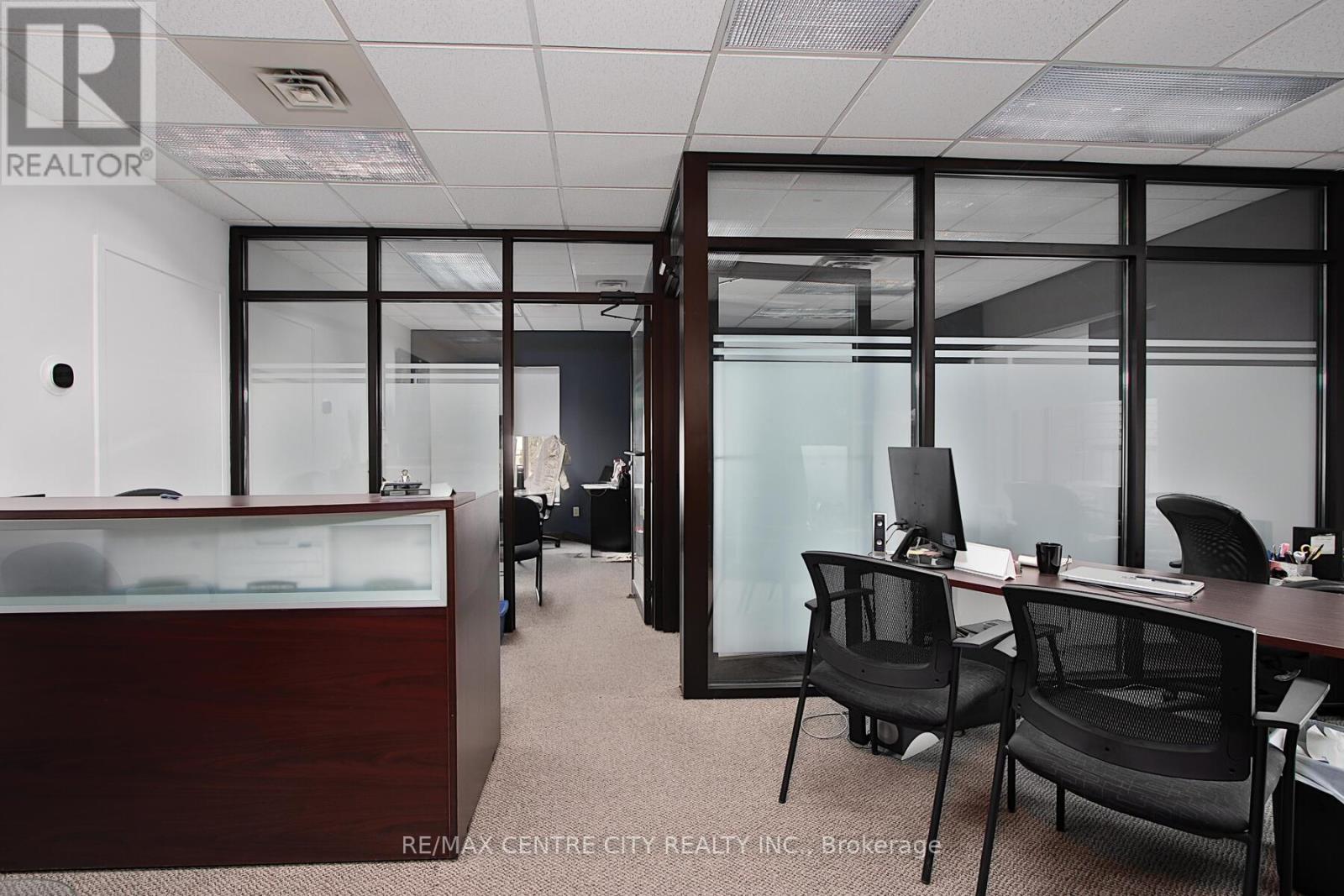 Main - 295 Wolfe Street, London East, Ontario  N6B 2C4 - Photo 9 - X12902000