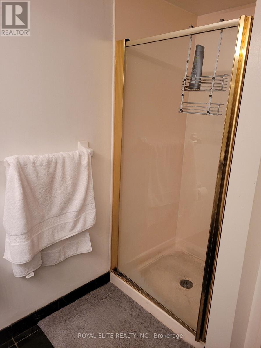 Sph206 - 28 Hollywood Avenue, Toronto, Ontario  M2N 6S4 - Photo 11 - C12902006