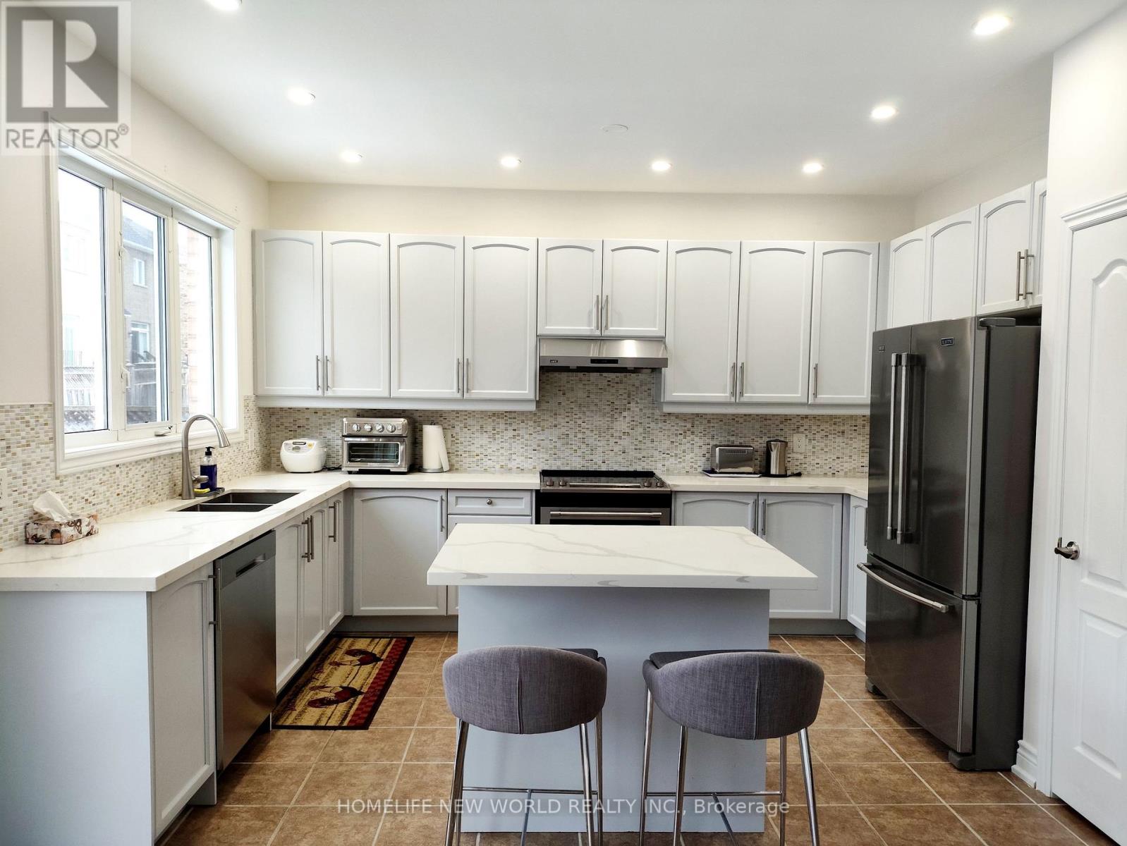 53 Larkmead Crescent, Markham, Ontario  L6C 3E1 - Photo 12 - N12902004