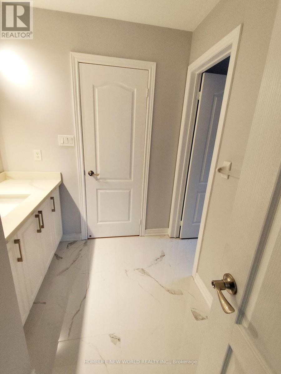 53 Larkmead Crescent, Markham, Ontario  L6C 3E1 - Photo 19 - N12902004