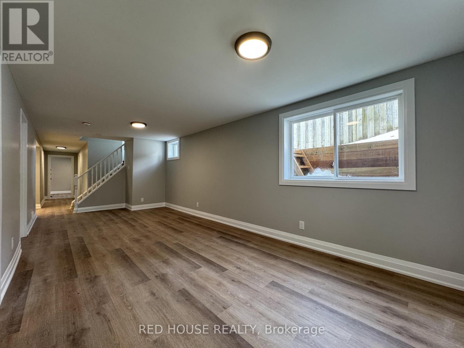 52 CHARLBROOK AVENUE, barrie (cundles east), Ontario