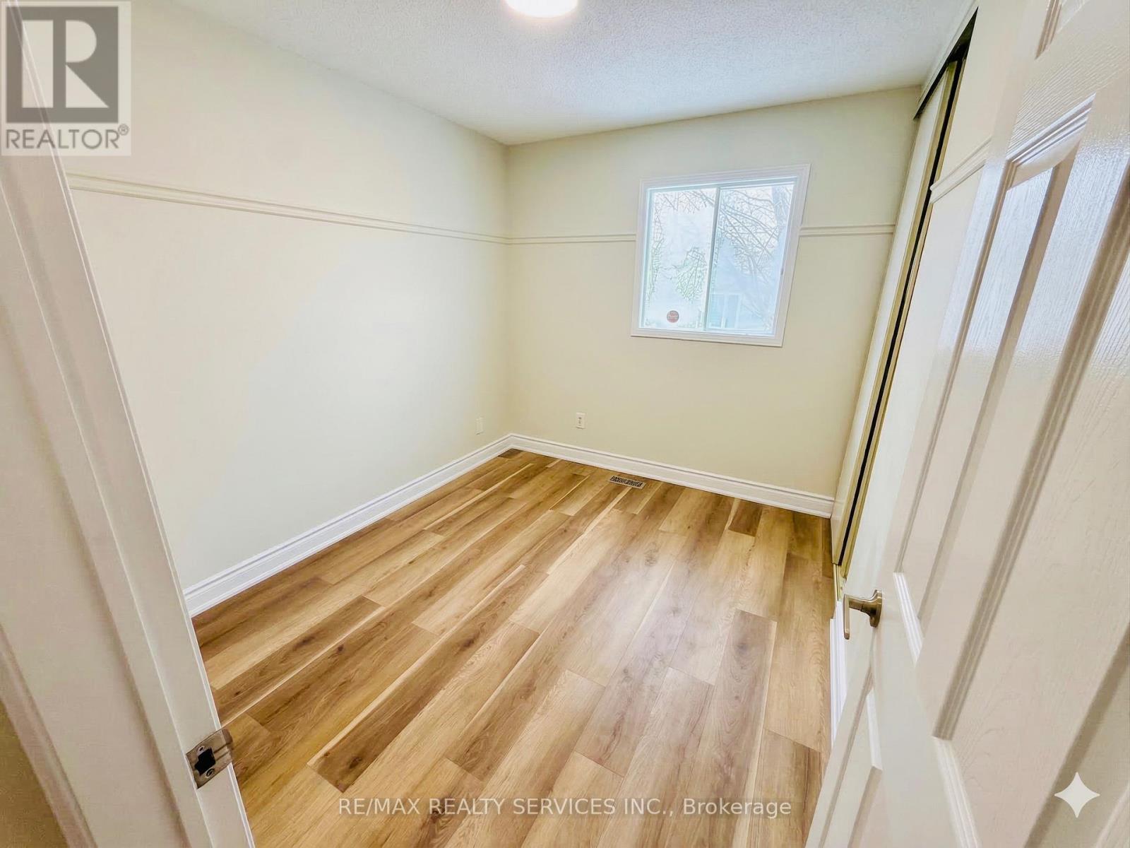 67 Livinstone Street W, Barrie, Ontario  L4N 7J2 - Photo 16 - S12900618