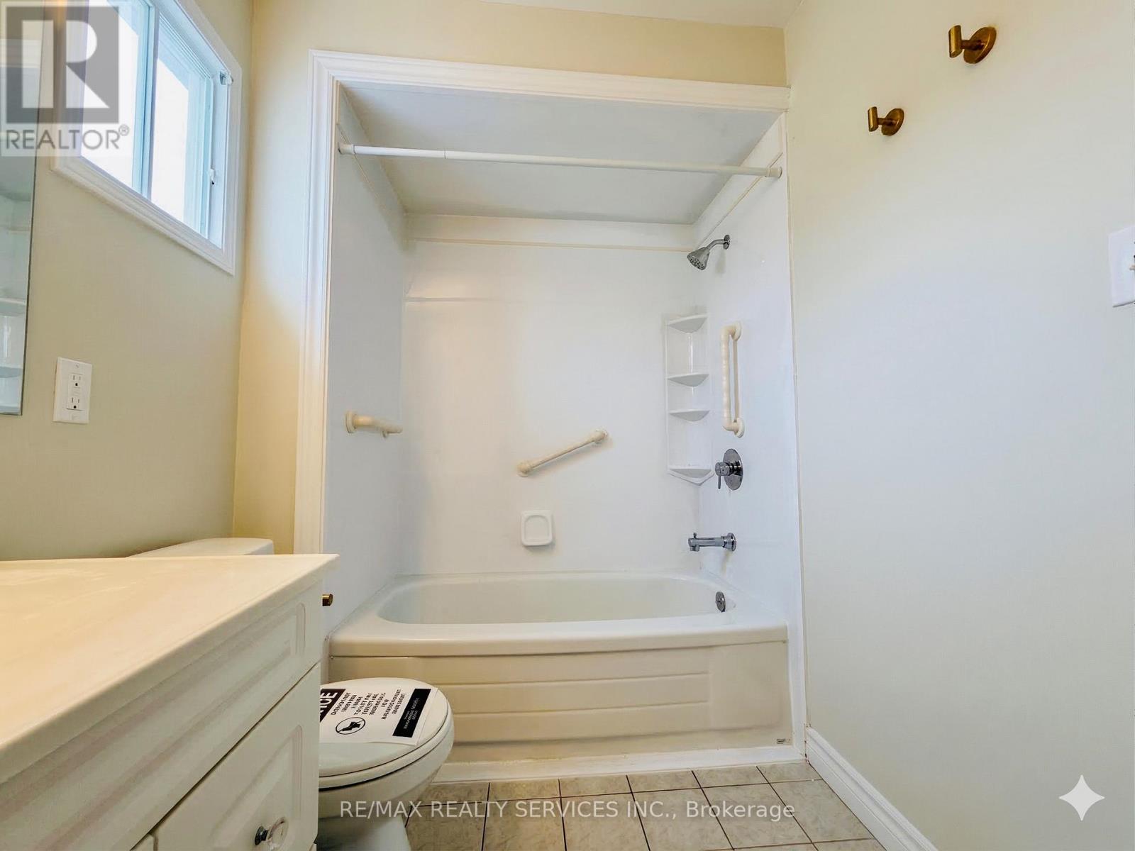 67 Livinstone Street W, Barrie, Ontario  L4N 7J2 - Photo 18 - S12900618