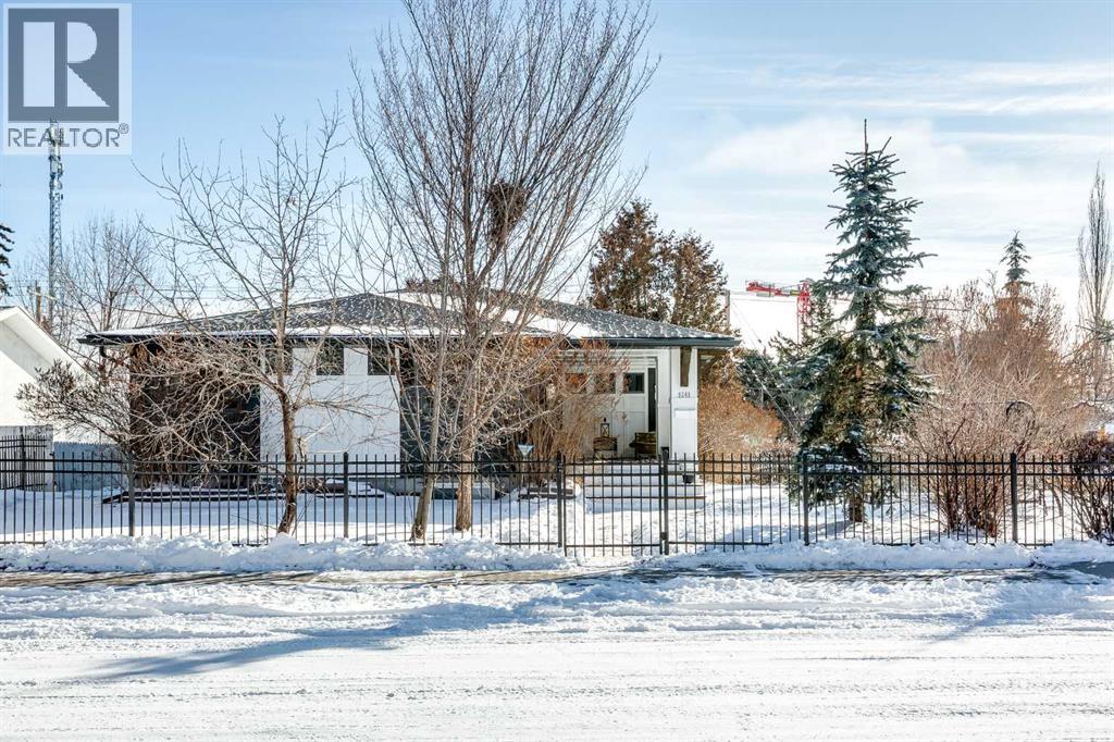 8248 5 Street SW, Calgary, Alberta