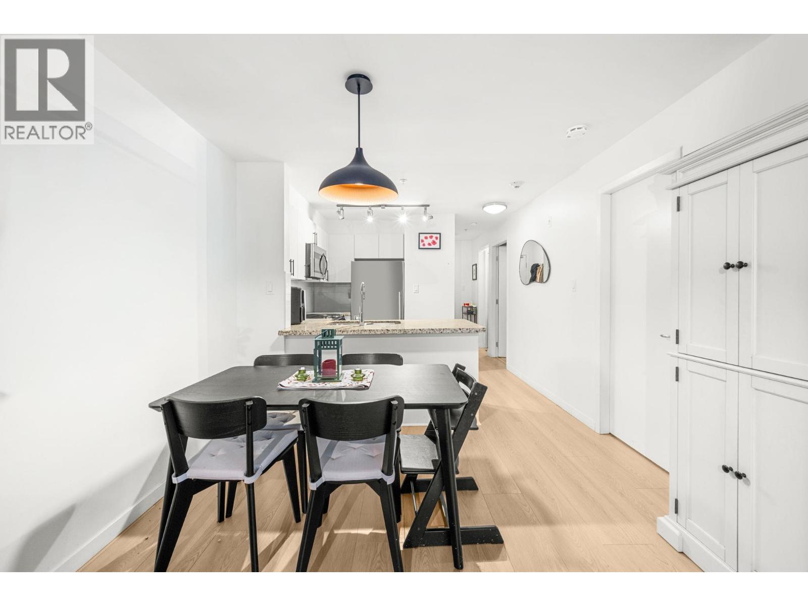 203 930 W 16th Avenue, Vancouver, British Columbia  V5Z 1T2 - Photo 12 - R3090381