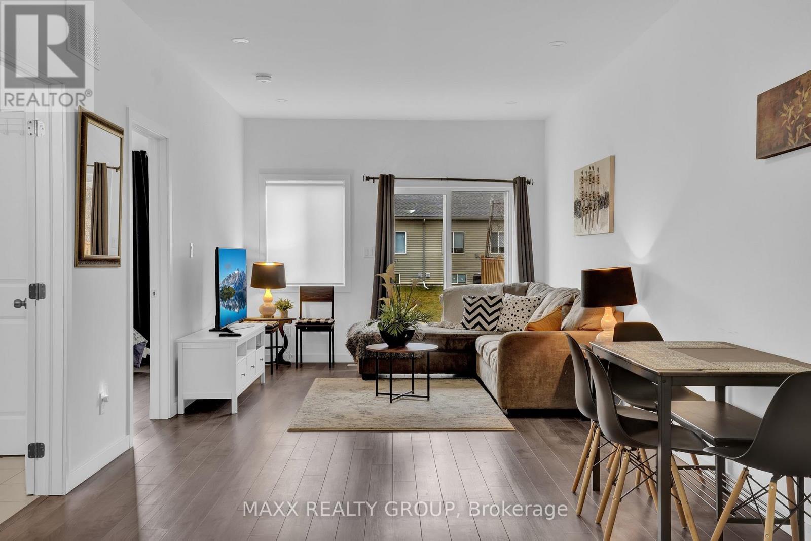 352 Alberta Street, Welland, Ontario  L3B 0K5 - Photo 11 - X12902018