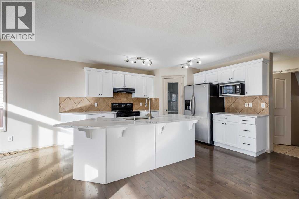 35 New Brighton Manor Se, Calgary, Alberta  T2Z 4G8 - Photo 5 - A2294620