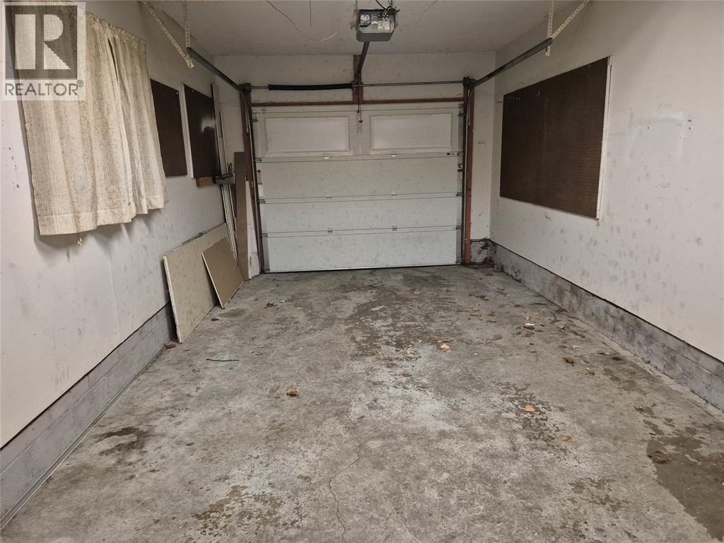 608 Winchester Crescent South, Sarnia, Ontario  N7S 4P9 - Photo 8 - 26005771