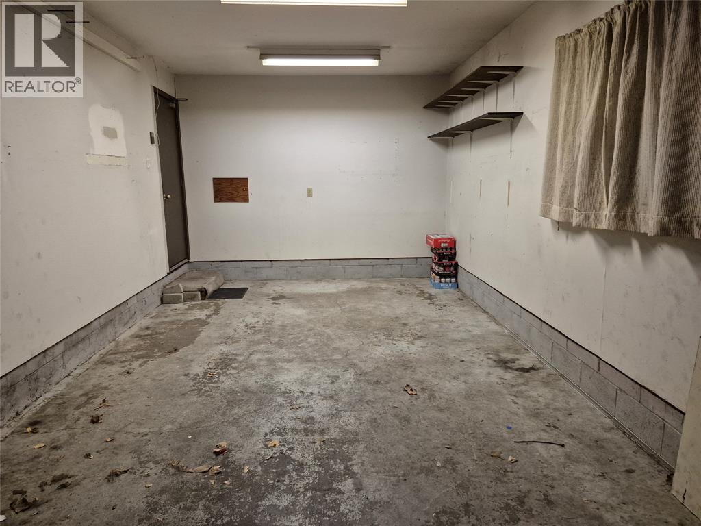 608 Winchester Crescent South, Sarnia, Ontario  N7S 4P9 - Photo 9 - 26005771