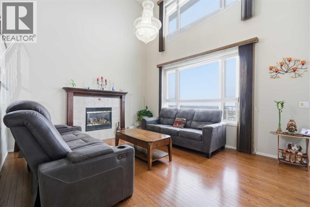 62 Hampstead Gardens Nw, Calgary, Alberta  T3A 5Y5 - Photo 3 - A2270595