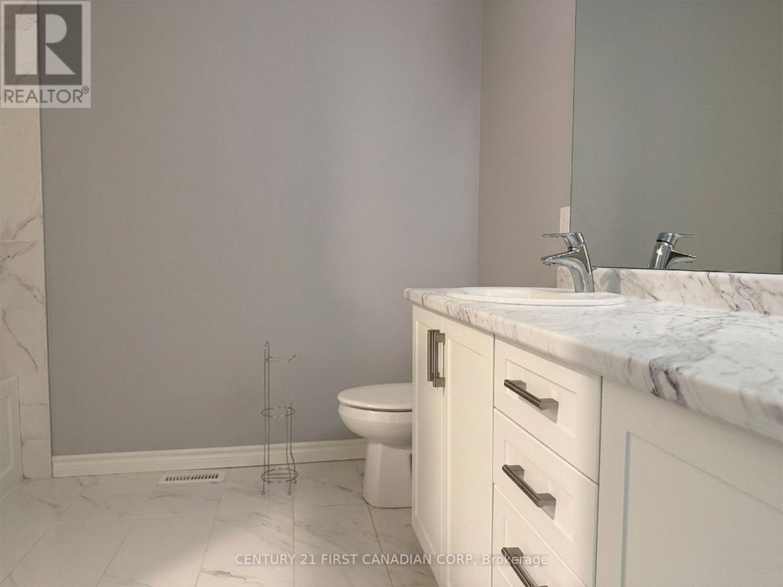 64 - 2910 Tokala Trail, London North, Ontario  N6G 5B4 - Photo 15 - X12902026