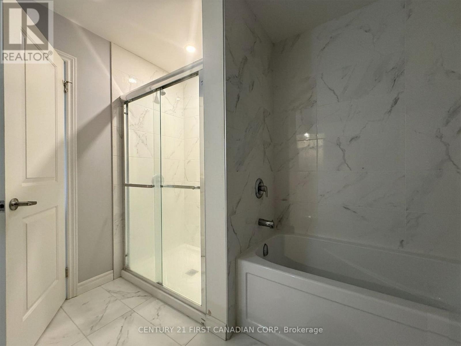 64 - 2910 Tokala Trail, London North, Ontario  N6G 5B4 - Photo 16 - X12902026