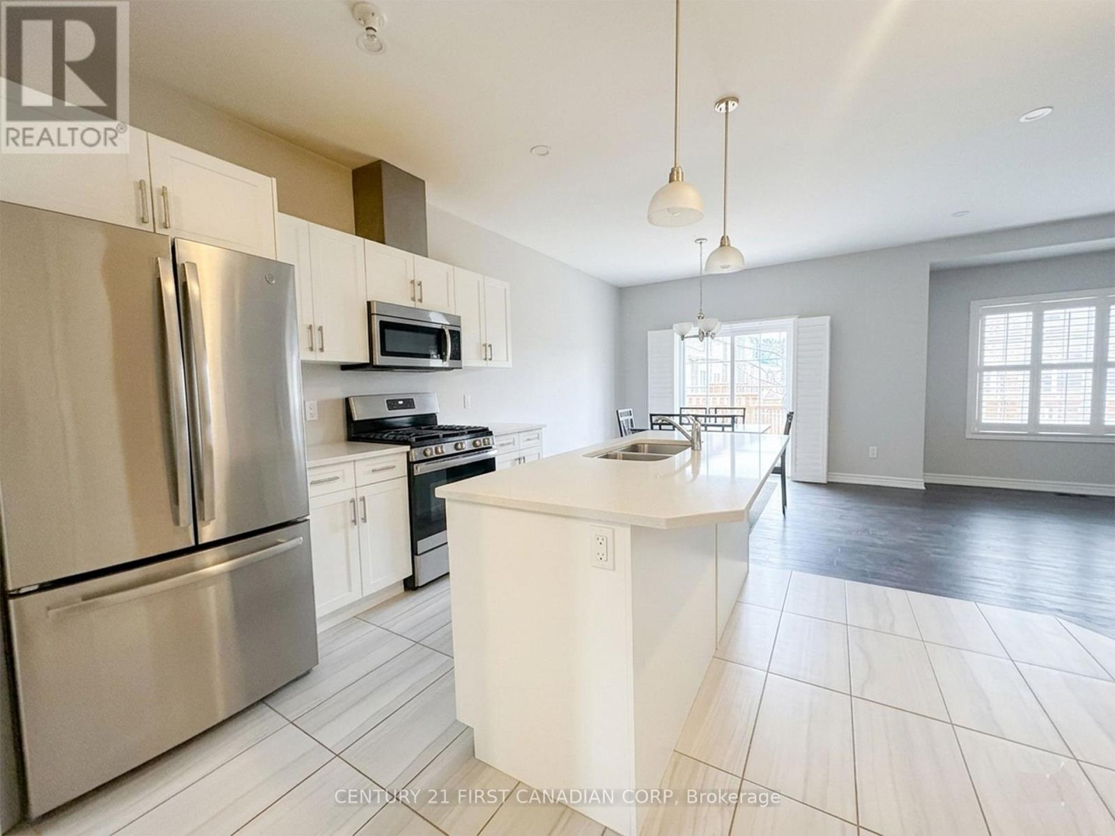 64 - 2910 Tokala Trail, London North, Ontario  N6G 5B4 - Photo 8 - X12902026